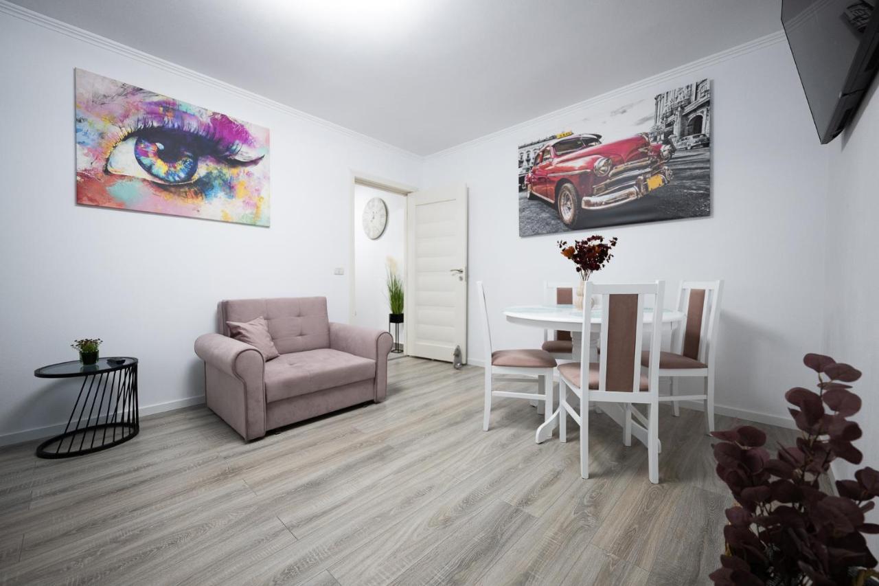 L&R Boutique Apartment Otelu Rosu Zewnętrze zdjęcie
