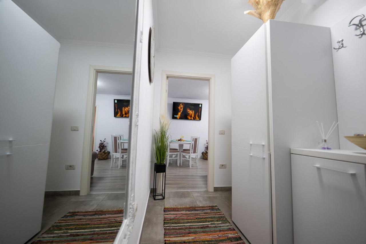L&R Boutique Apartment Otelu Rosu Zewnętrze zdjęcie